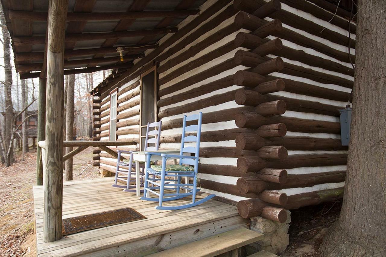 Вилла Pine Gables Cabins Лейк-Лур Экстерьер фото